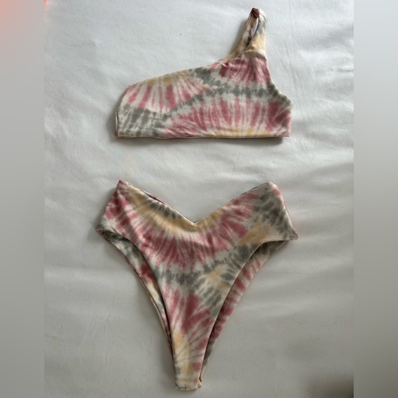 Skatie high waisted swim size small/ medium - Picture 1 of 3